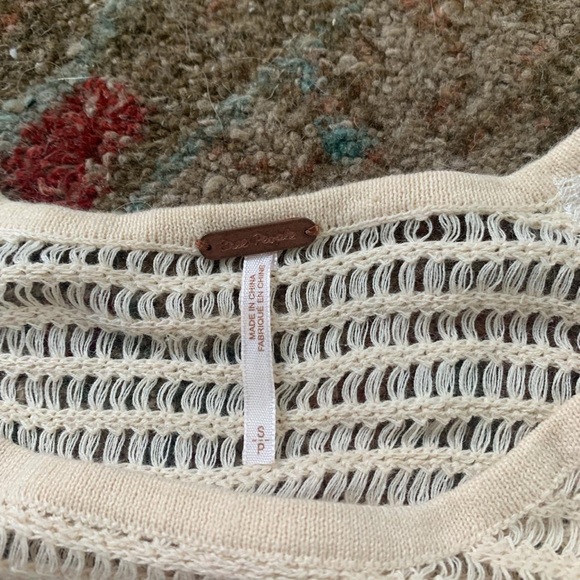 Free People Top - Picture 2 of 3